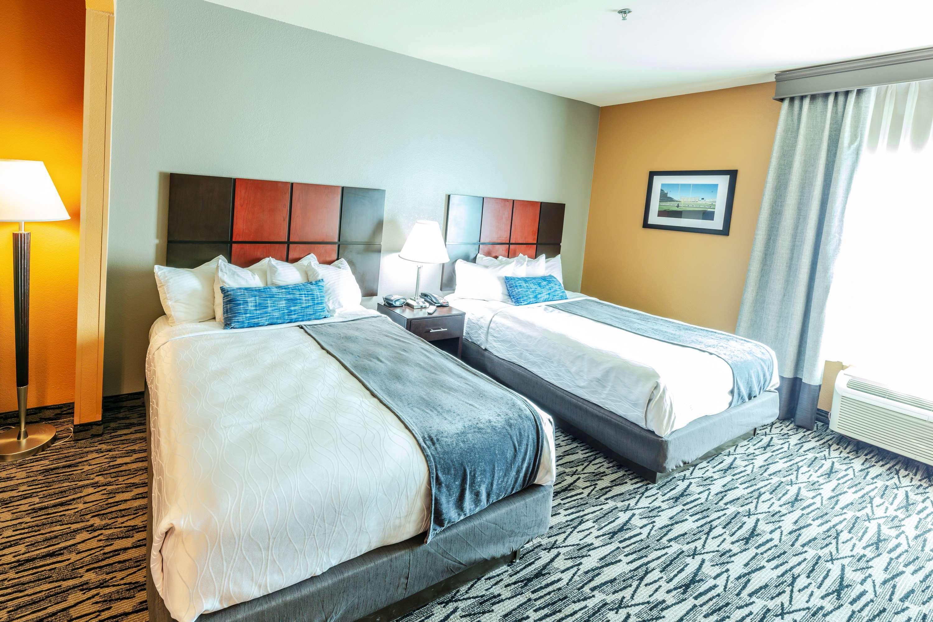 Best Western Plus Denton Inn & Suites Luaran gambar