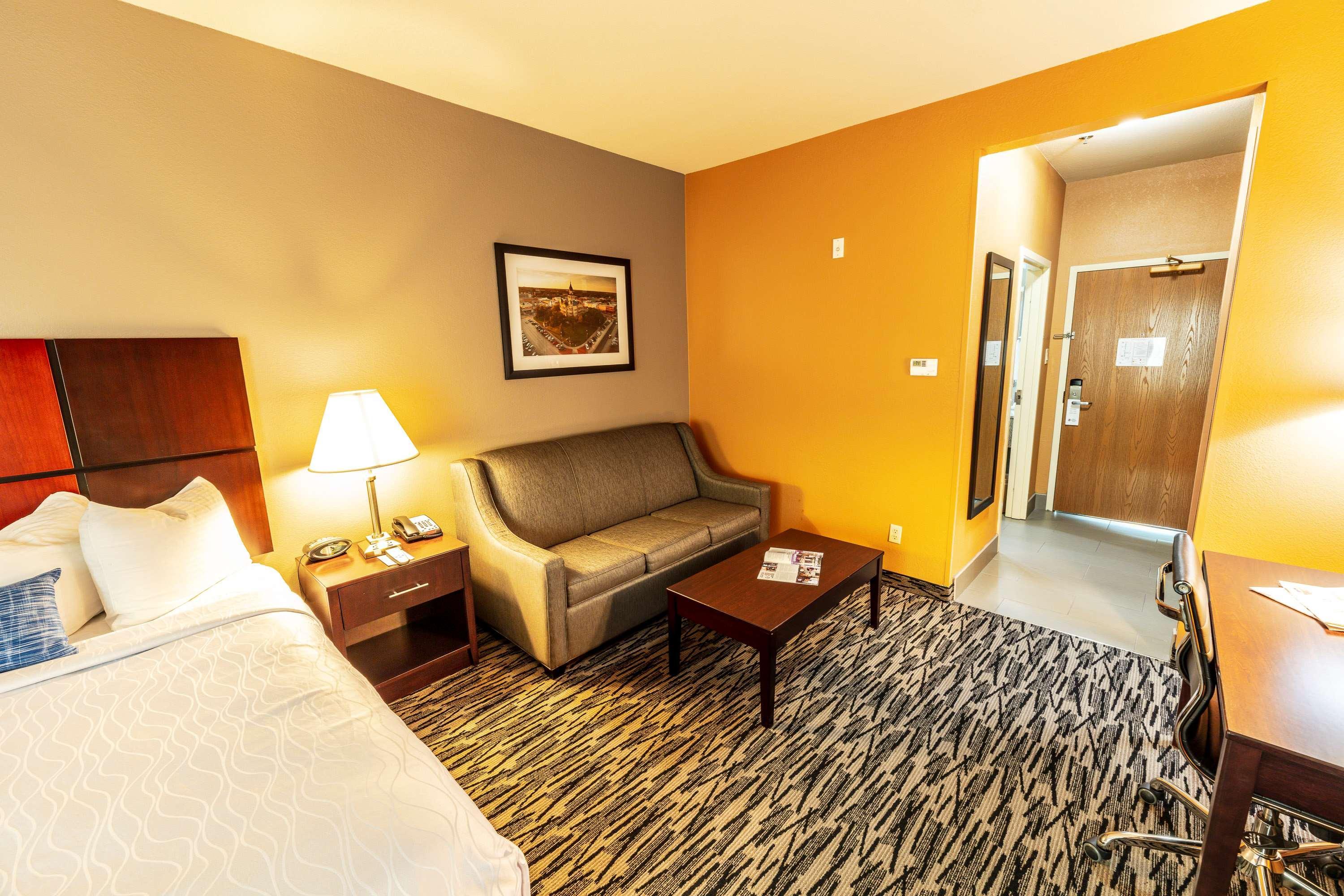Best Western Plus Denton Inn & Suites Luaran gambar
