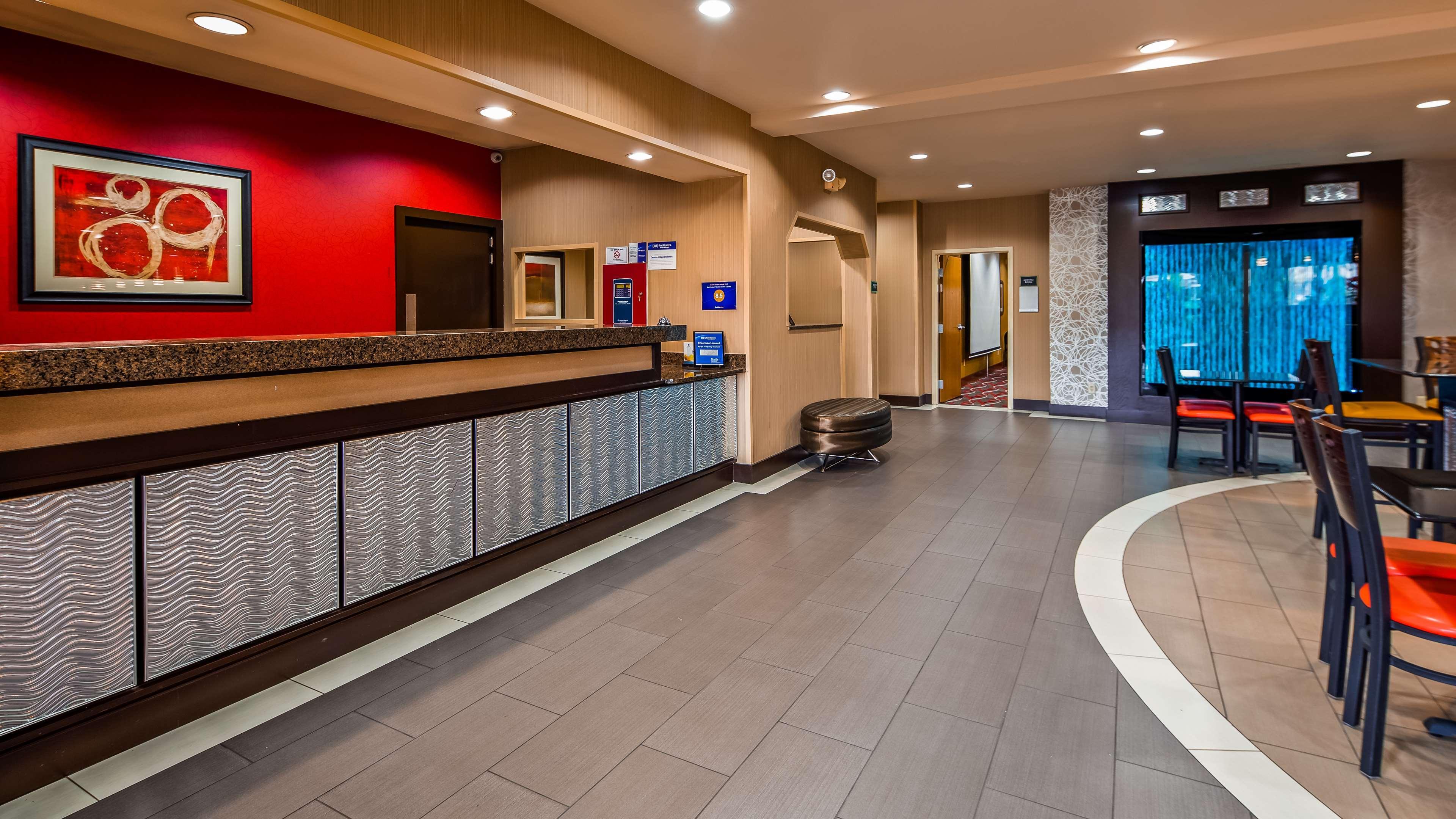 Best Western Plus Denton Inn & Suites Luaran gambar